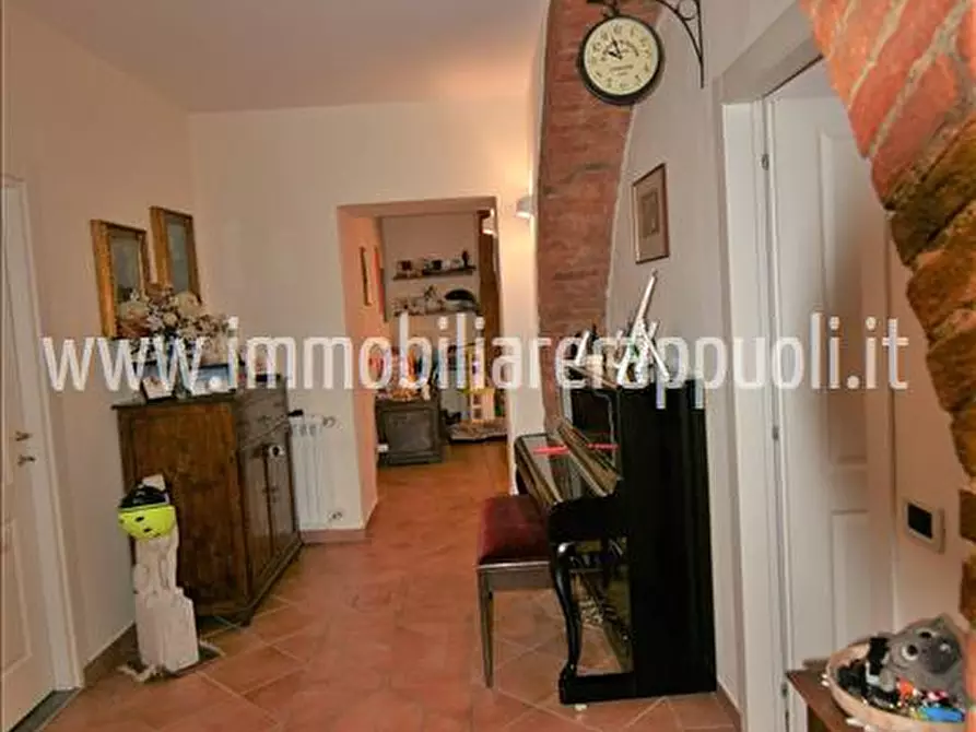 Immagine 2 di Appartamento in vendita  a Sinalunga