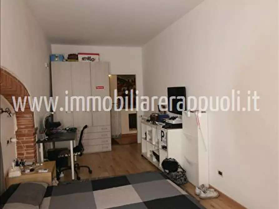 Immagine 16 di Appartamento in vendita  a Sinalunga