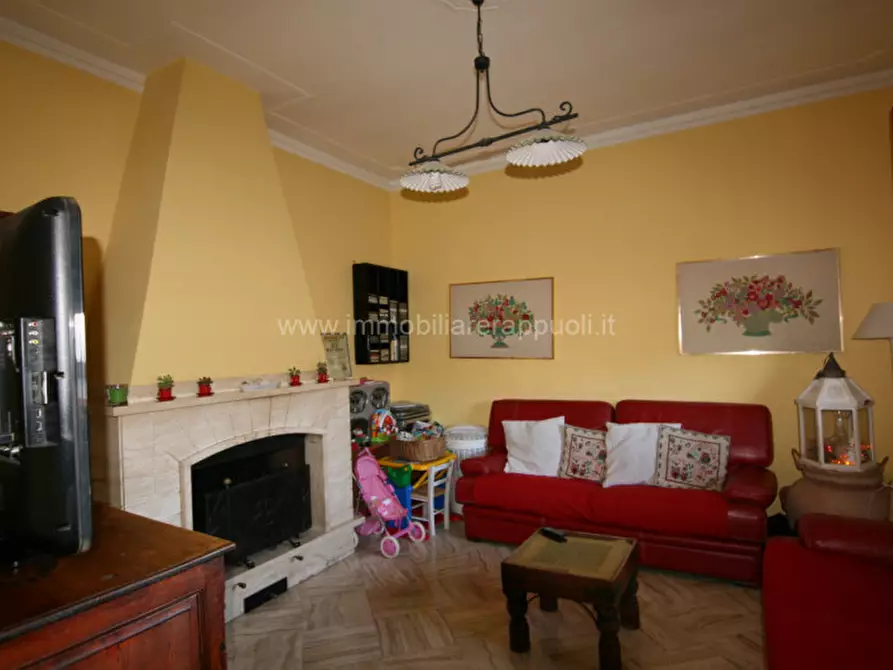 Immagine 4 di Appartamento in vendita  a Sinalunga