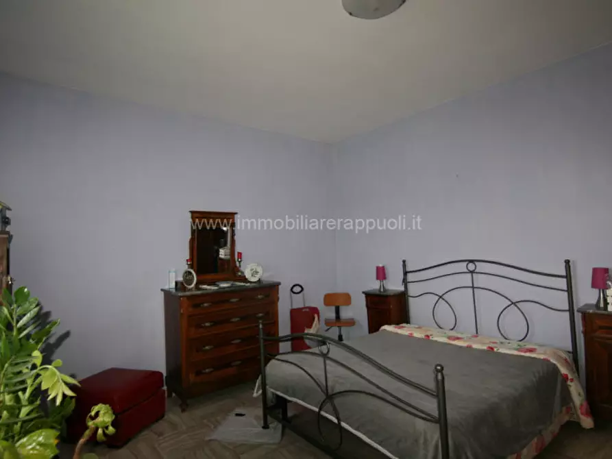 Immagine 9 di Appartamento in vendita  a Sinalunga