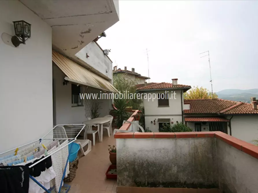 Immagine 3 di Appartamento in vendita  a Sinalunga