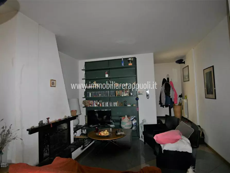 Immagine 13 di Appartamento in vendita  a Sinalunga