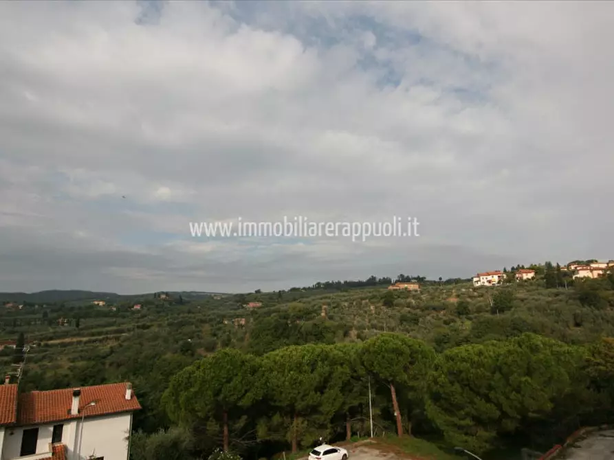 Immagine 6 di Appartamento in vendita  a Sinalunga