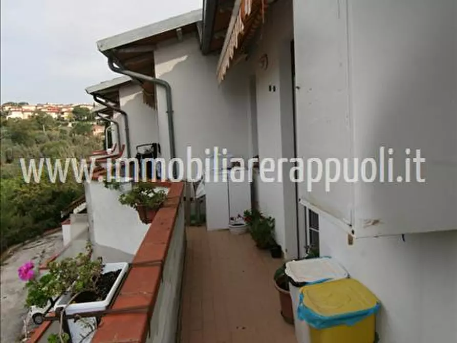 Immagine 7 di Appartamento in vendita  a Sinalunga