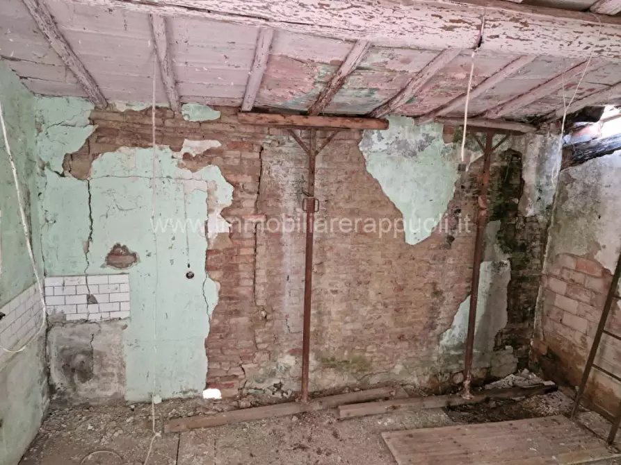 Immagine 21 di Rustico / casale in vendita  a Asciano
