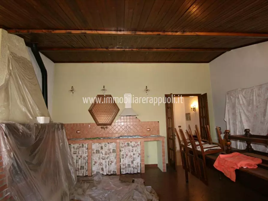 Immagine 5 di Casa indipendente in vendita  a Sinalunga