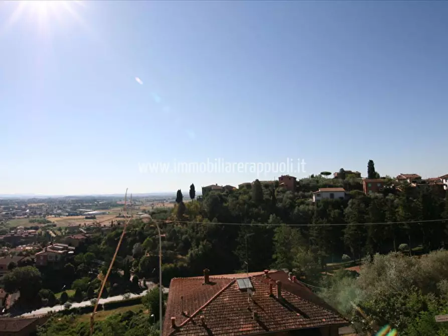 Immagine 5 di Casa indipendente in vendita  a Sinalunga