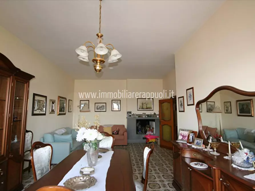 Immagine 12 di Appartamento in vendita  a Torrita Di Siena