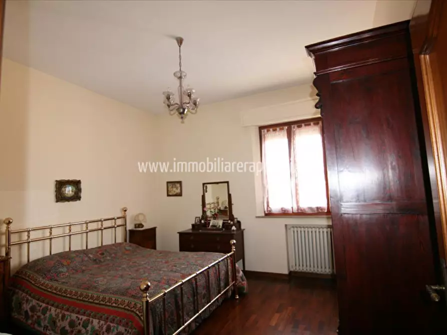 Immagine 14 di Appartamento in vendita  a Torrita Di Siena