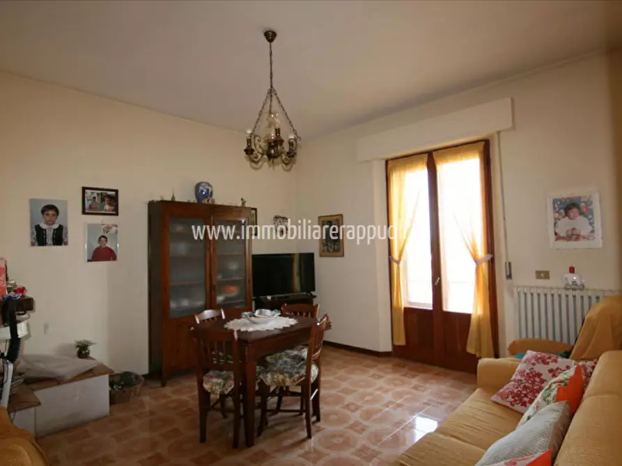 Immagine 19 di Appartamento in vendita  a Torrita Di Siena