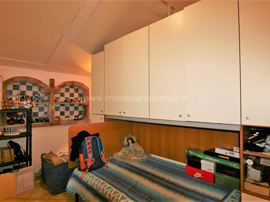 Immagine 13 di Appartamento in vendita  a Sinalunga