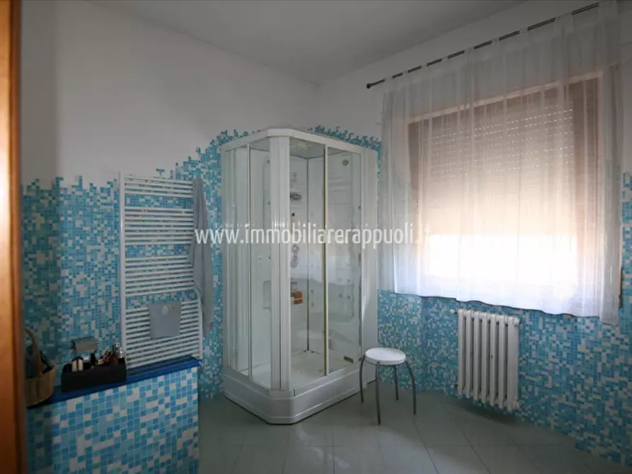 Immagine 4 di Casa indipendente in vendita  a Torrita Di Siena