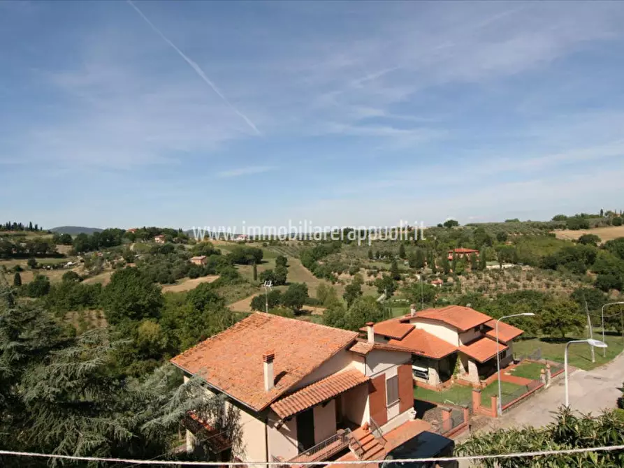 Immagine 10 di Casa indipendente in vendita  a Torrita Di Siena
