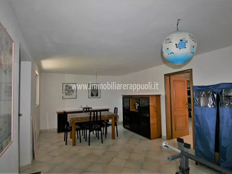 Immagine 15 di Casa indipendente in vendita  a Torrita Di Siena