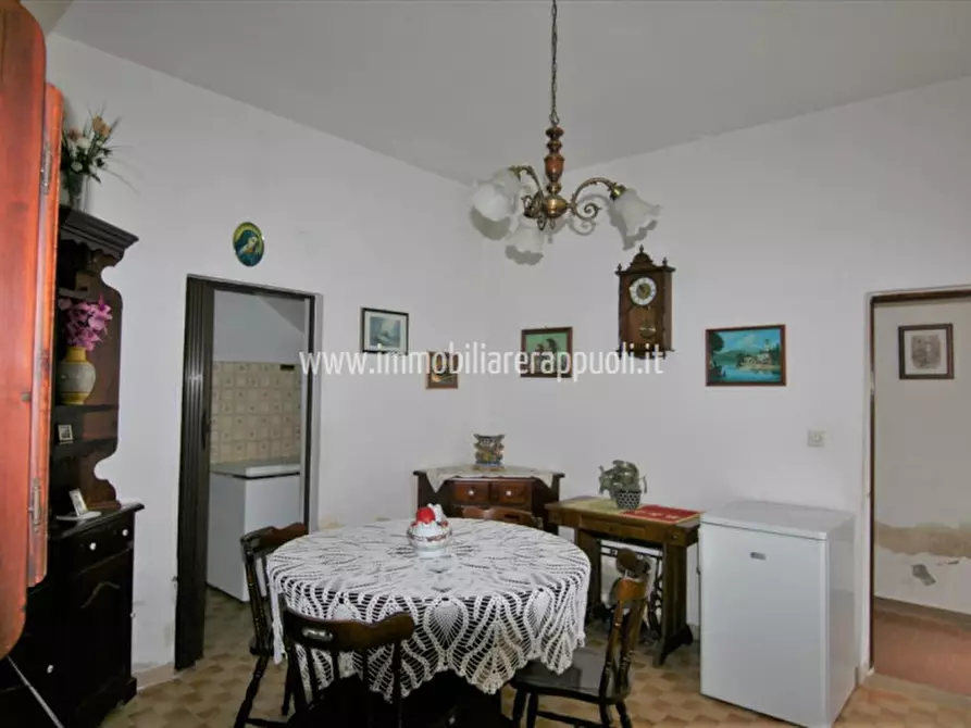 Immagine 1 di Casa indipendente in vendita  a Foiano Della Chiana