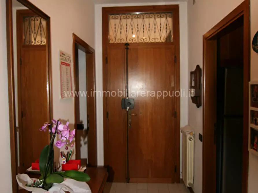 Immagine 6 di Appartamento in vendita  a Sinalunga