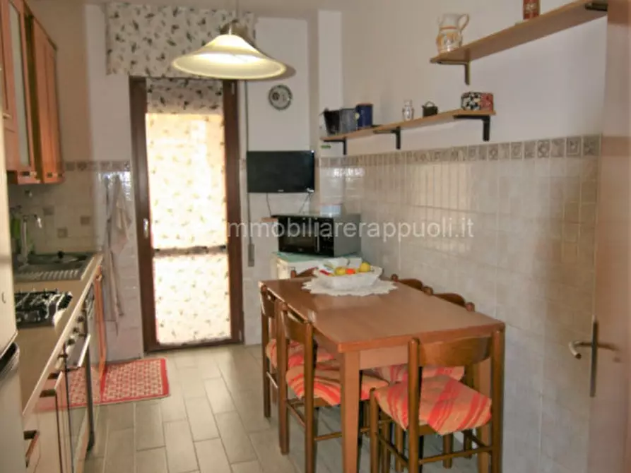 Immagine 7 di Appartamento in vendita  a Sinalunga