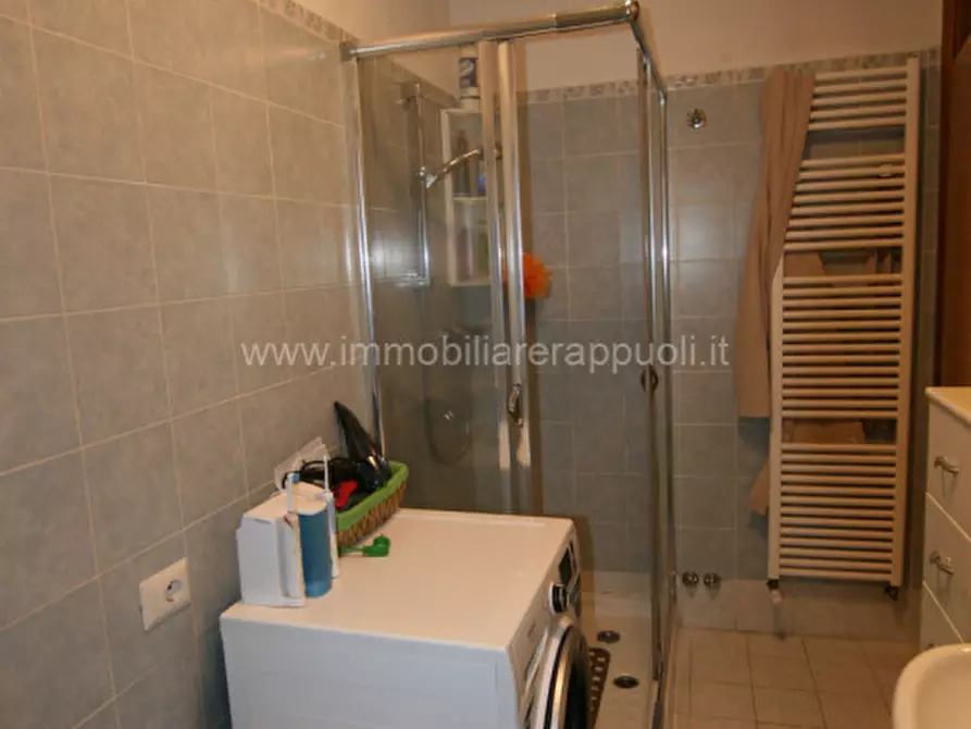 Immagine 14 di Appartamento in vendita  a Sinalunga