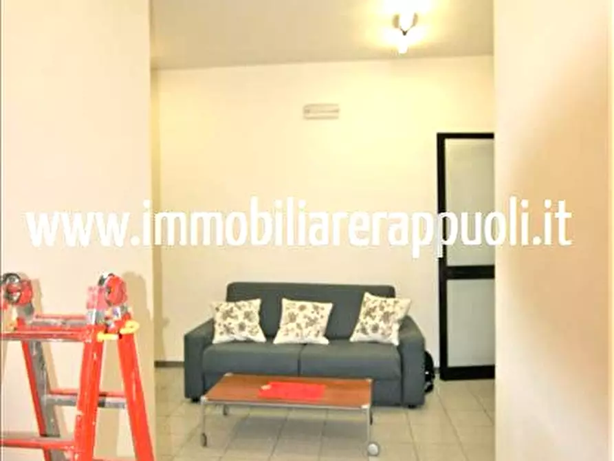 Immagine 2 di Appartamento in vendita  a Sinalunga