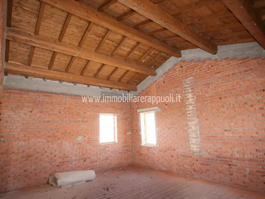 Immagine 9 di Rustico / casale in vendita  a Sinalunga