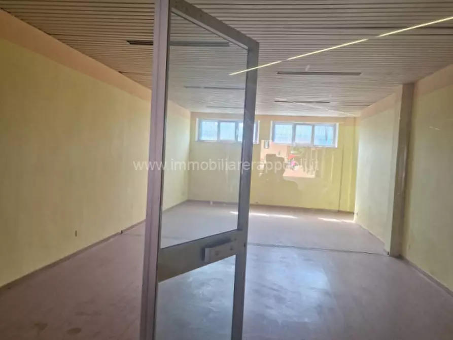 Immagine 1 di Ufficio in affitto  a Sinalunga