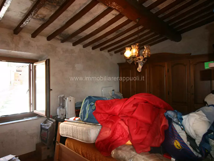 Immagine 10 di Casa indipendente in vendita  a Sinalunga