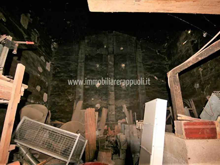 Immagine 31 di Rustico / casale in vendita  a Montepulciano