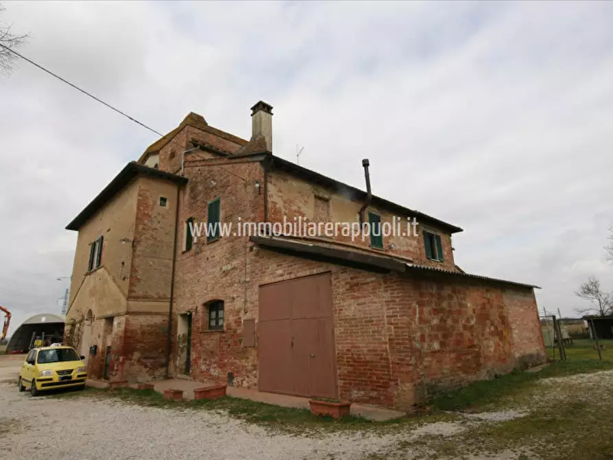 Immagine 32 di Rustico / casale in vendita  a Montepulciano