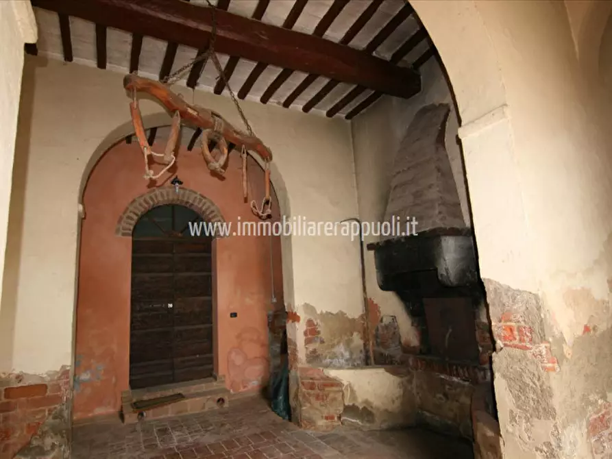 Immagine 33 di Rustico / casale in vendita  a Montepulciano