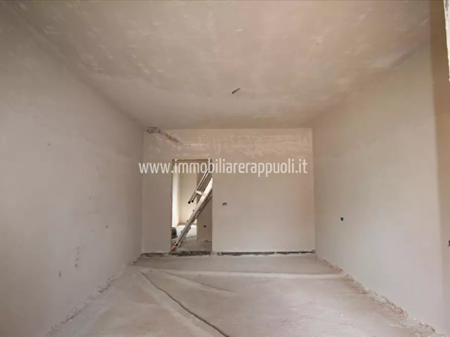 Immagine 8 di Casa indipendente in vendita  a Sinalunga