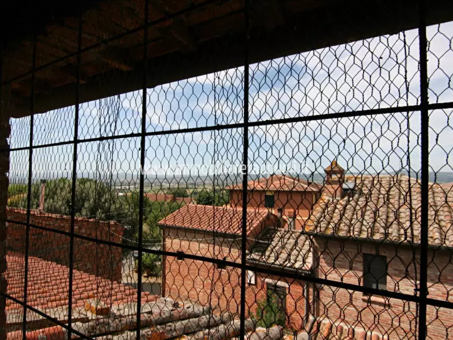 Immagine 14 di Casa indipendente in vendita  a Sinalunga