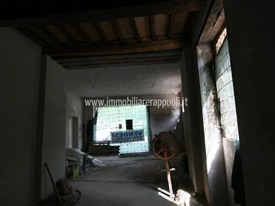 Immagine 26 di Casa indipendente in vendita  a Sinalunga