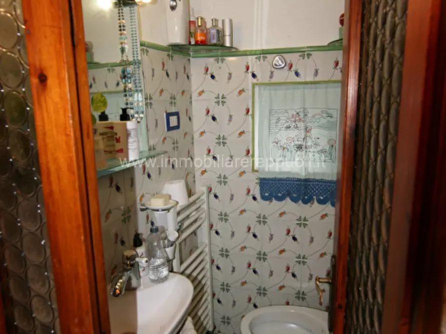 Immagine 17 di Appartamento in vendita  a Trequanda