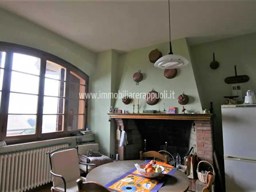 Immagine 14 di Villa in vendita  a Sinalunga