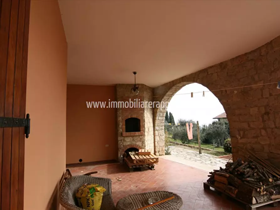 Immagine 23 di Villa in vendita  a Sinalunga