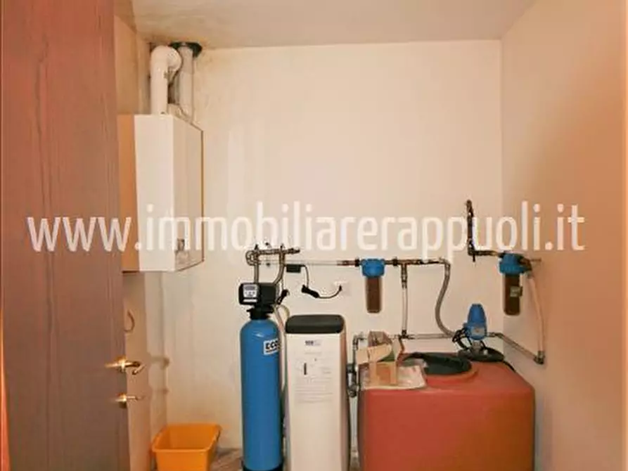 Immagine 7 di Villetta a schiera in vendita  a Sinalunga