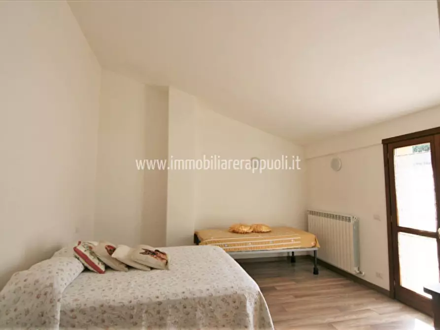 Immagine 14 di Villetta a schiera in vendita  a Sinalunga