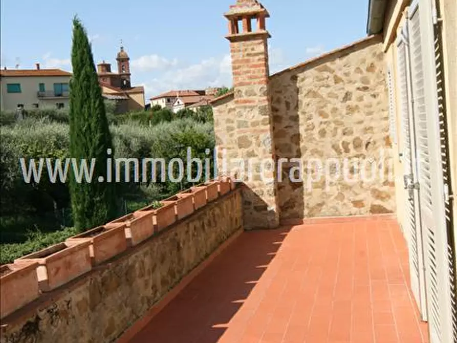 Immagine 20 di Villetta a schiera in vendita  a Sinalunga