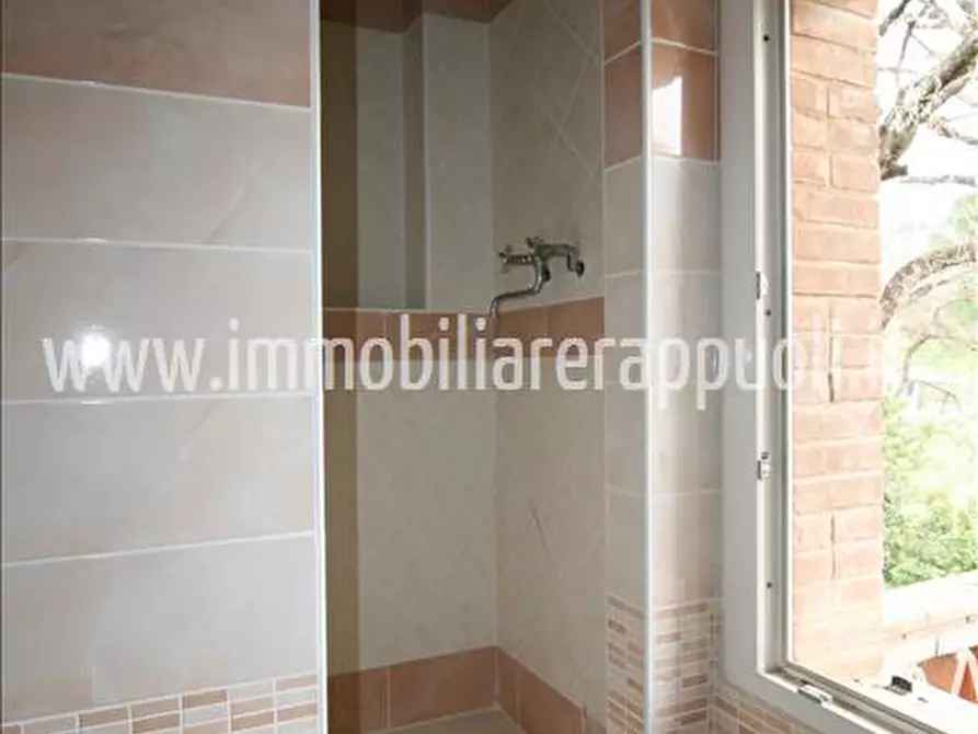 Immagine 20 di Casa indipendente in vendita  a Lucignano
