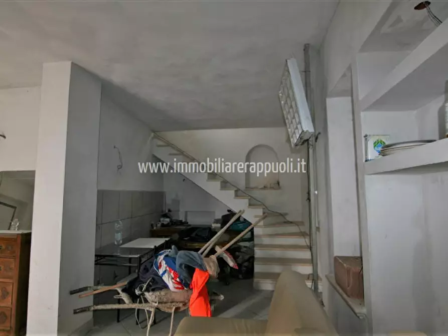 Immagine 22 di Casa indipendente in vendita  a Lucignano