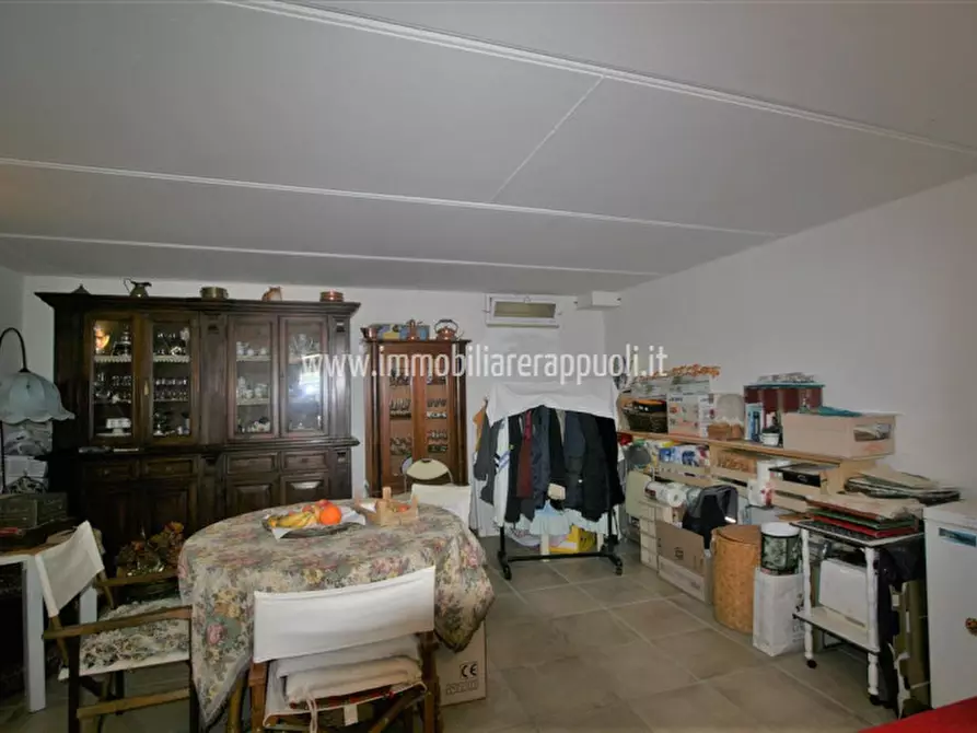 Immagine 1 di Villetta a schiera in vendita  a Lucignano