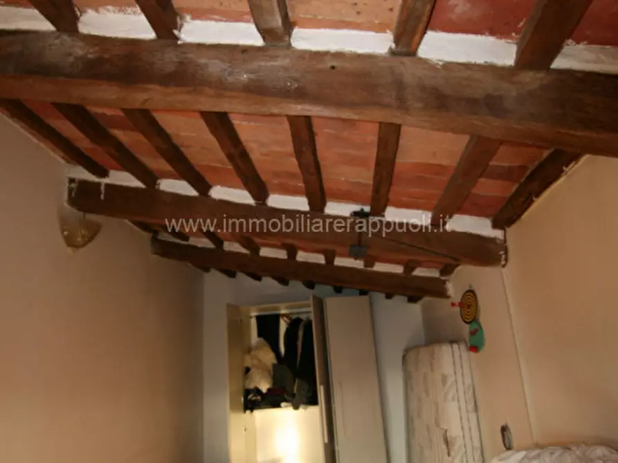 Immagine 9 di Casa indipendente in vendita  a Sinalunga