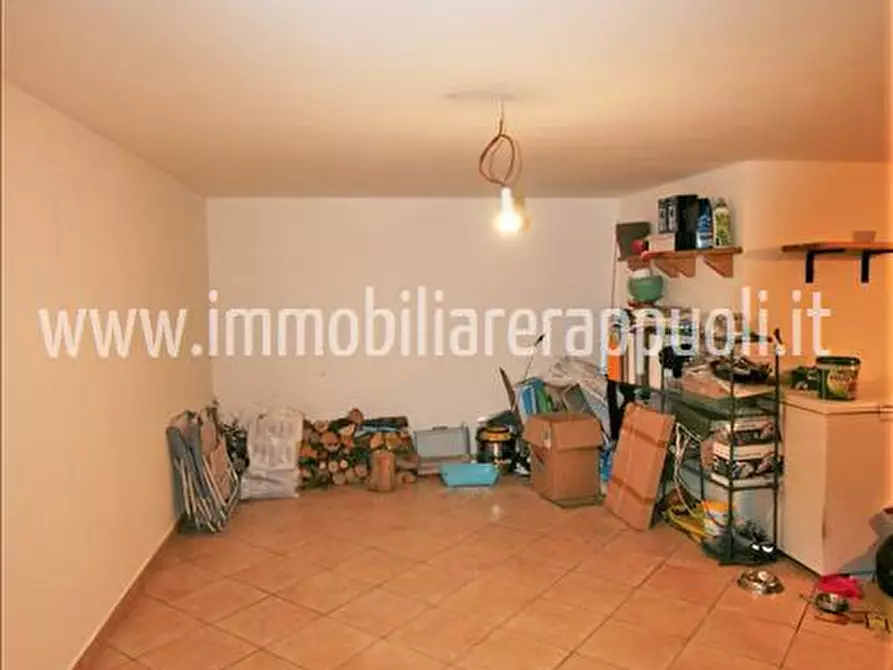 Immagine 5 di Villetta a schiera in vendita  a Sinalunga