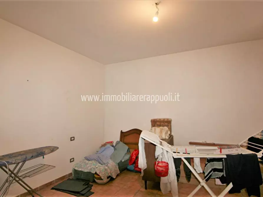 Immagine 12 di Casa indipendente in vendita  a Cortona