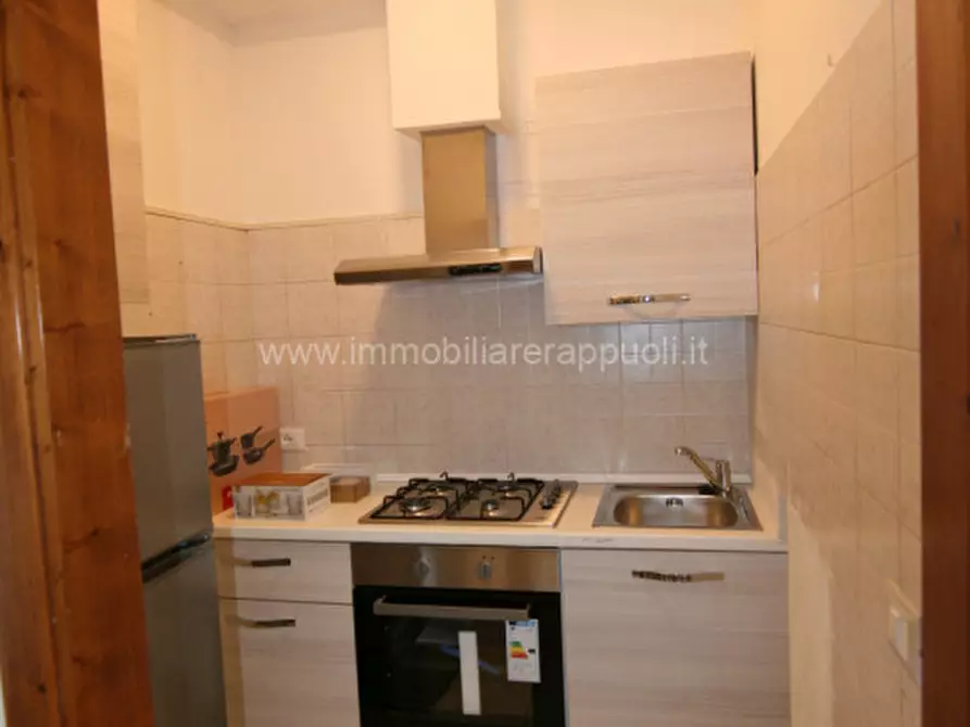 Immagine 2 di Appartamento in vendita  a Sinalunga