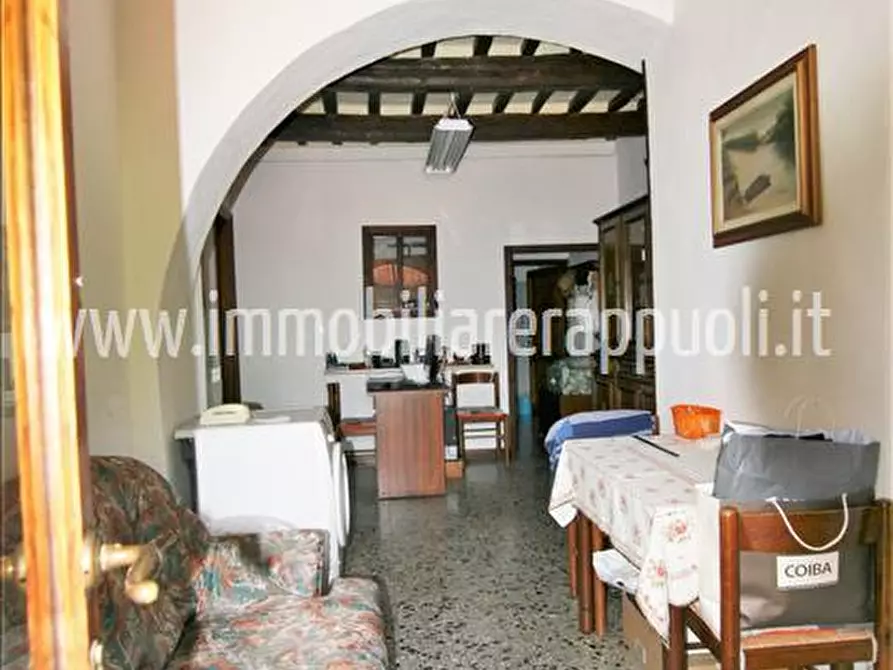 Immagine 15 di Rustico / casale in vendita  a Sinalunga