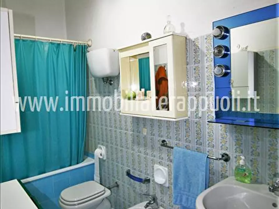 Immagine 17 di Rustico / casale in vendita  a Sinalunga