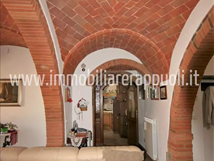 Immagine 23 di Rustico / casale in vendita  a Sinalunga