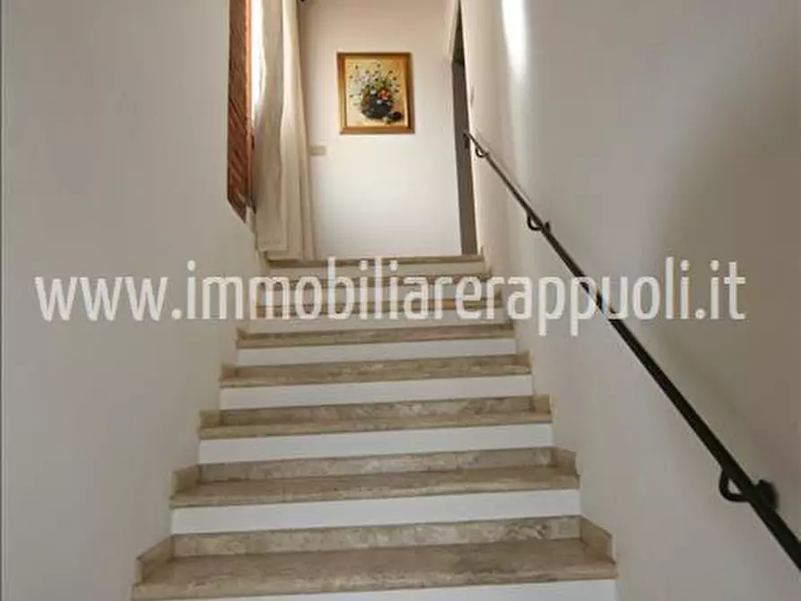 Immagine 32 di Rustico / casale in vendita  a Sinalunga