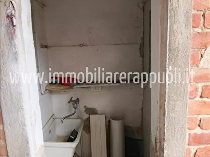 Immagine 14 di Appartamento in vendita  a Foiano Della Chiana